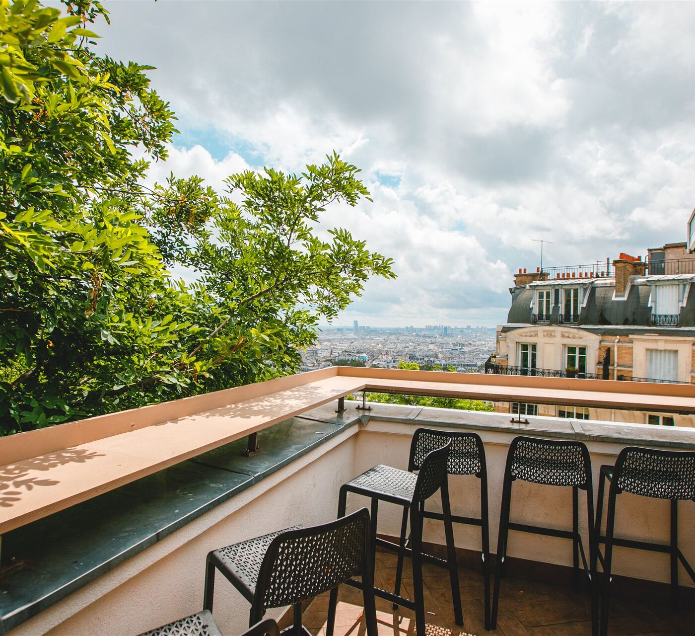 The brasserie is open every day